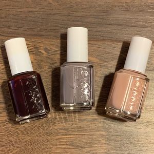 Essie Makeup - Essie Bundle Essie Makeup - Essie Bundle